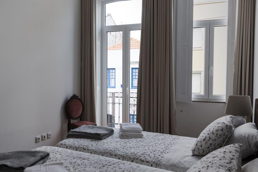 Casa Velha Guesthouse