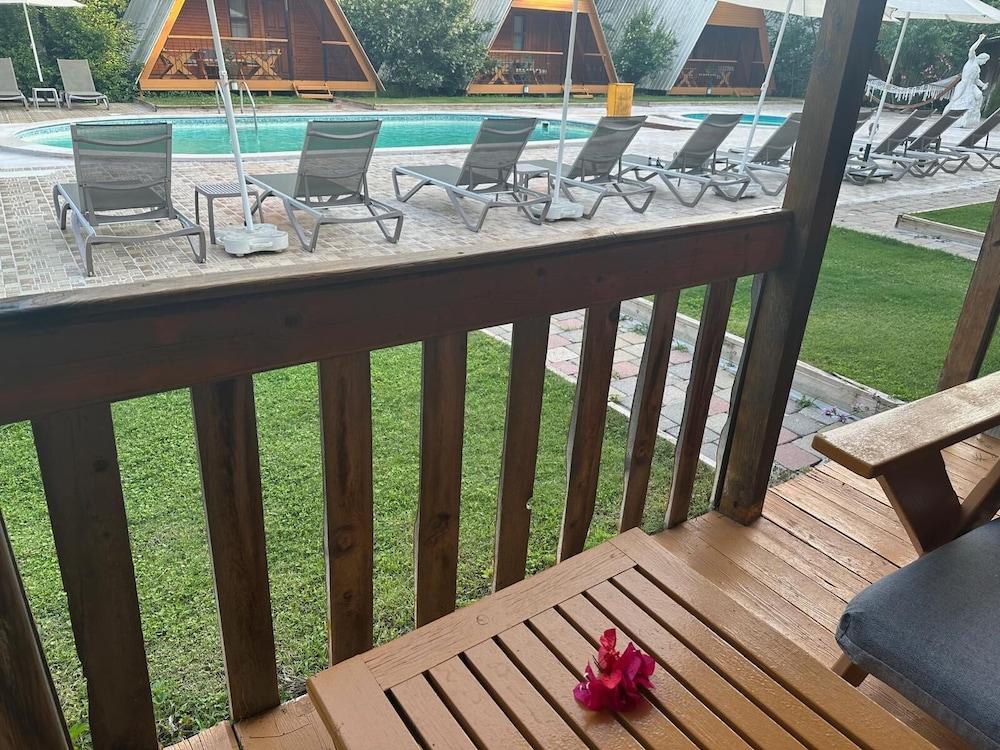 Yeldegirmeni Bungalow Hotel