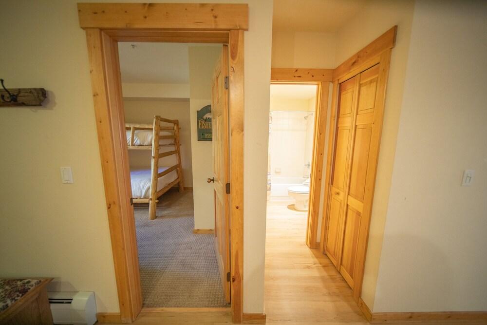 Tenderfoot Lodge 2636