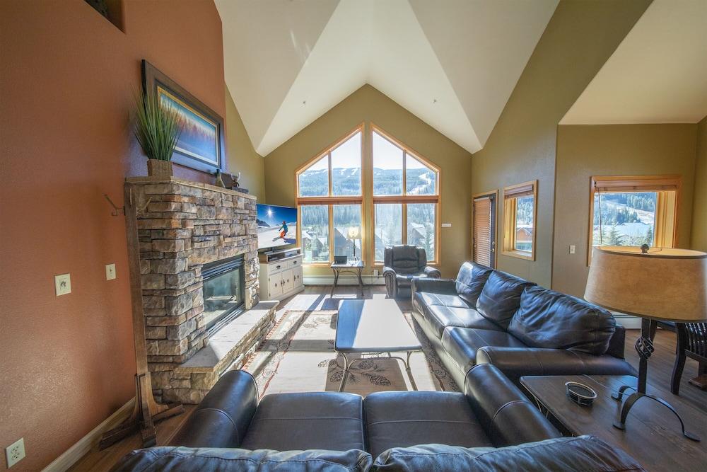 Gateway Lodge 5099 by SummitCove Vacation Lodging