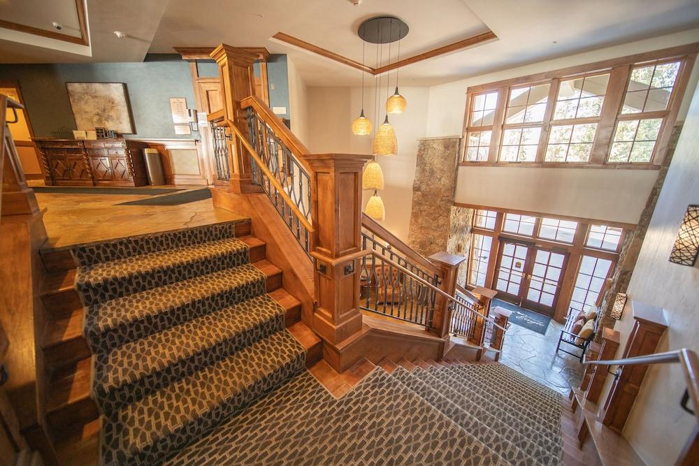 Lone Eagle 3000 by SummitCove Vacation Lodging