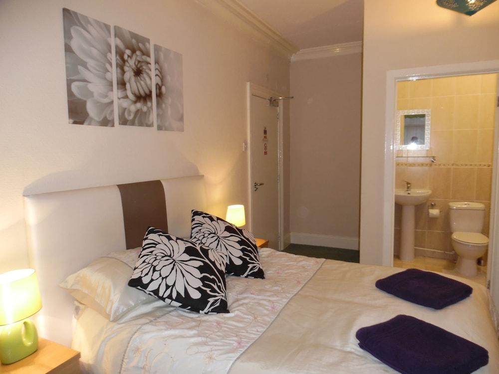 Kirk Lea Guest House