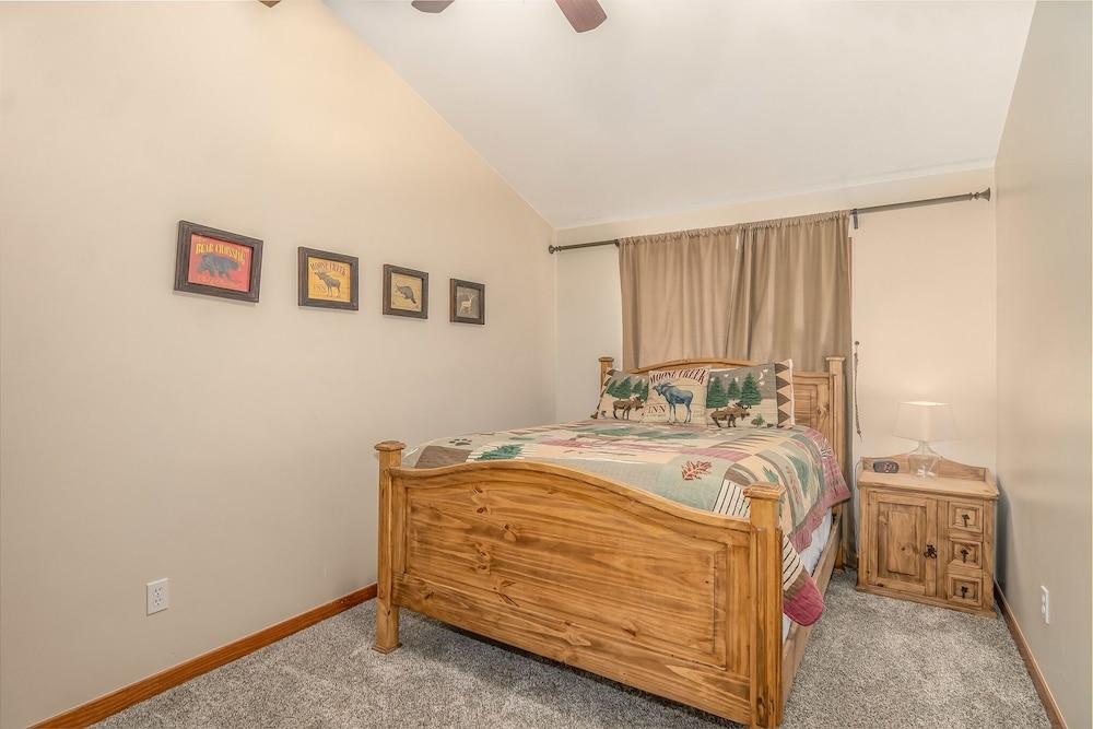 Lazy Elk Retreat - 3 Br Cabin