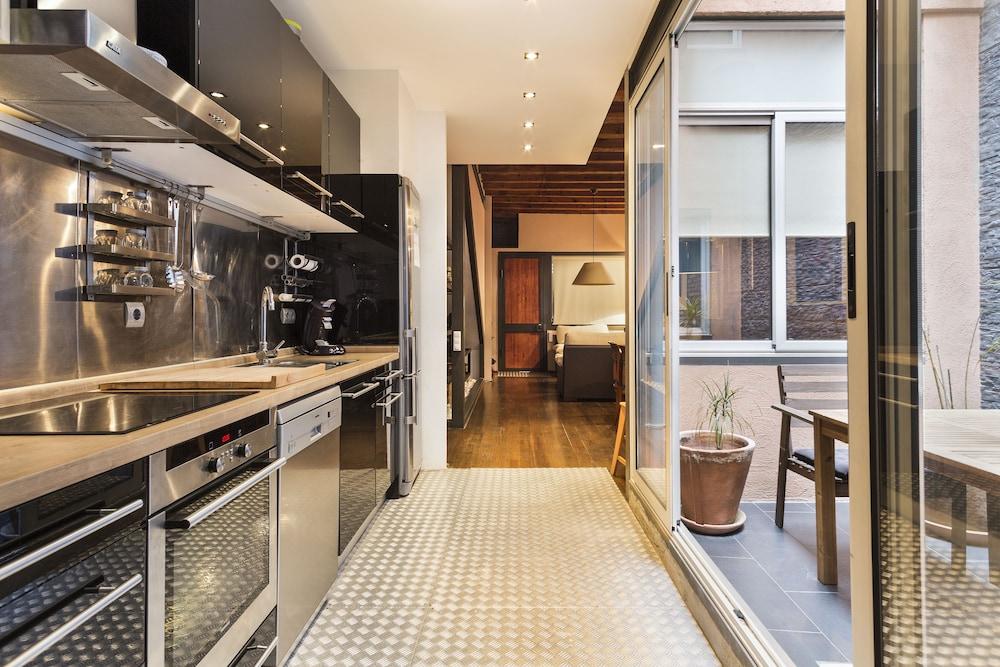 ZEN Groundfloor with terrace