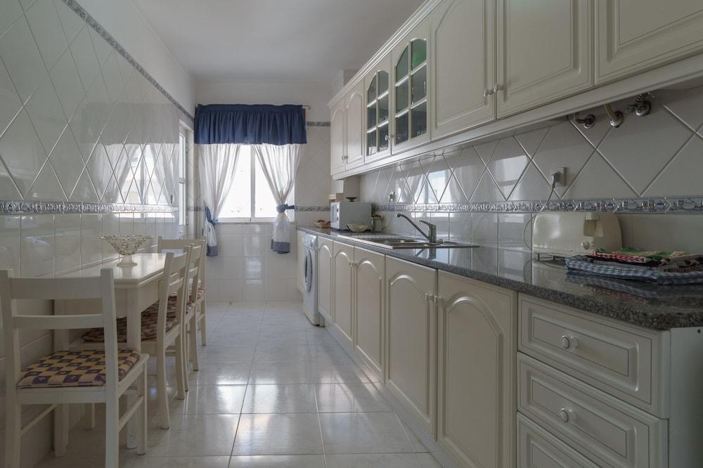 Akisol Quarteira Shell II