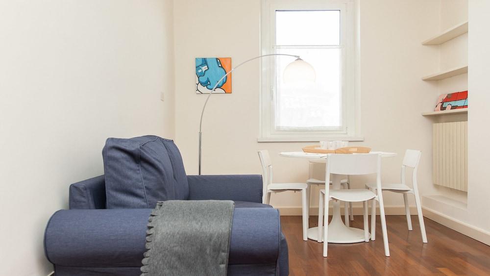 Rental in Rome Maxxi Penthouse