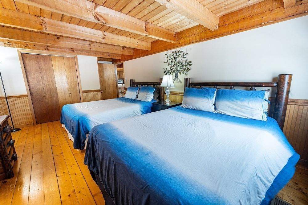 Olde Tyme Way Cabins 3526