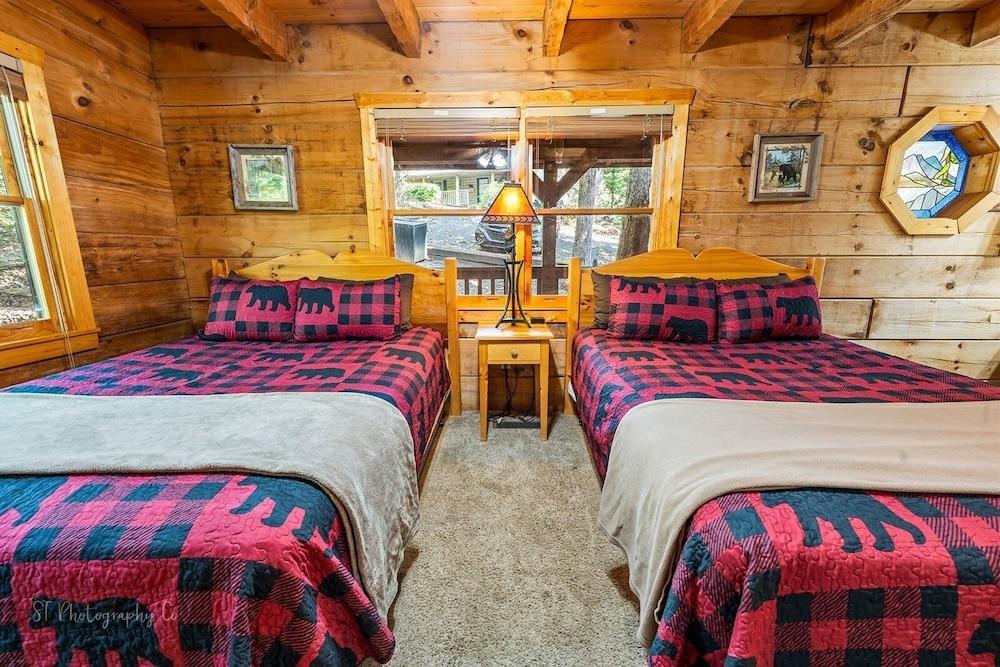 Smoky Mountain Lodge