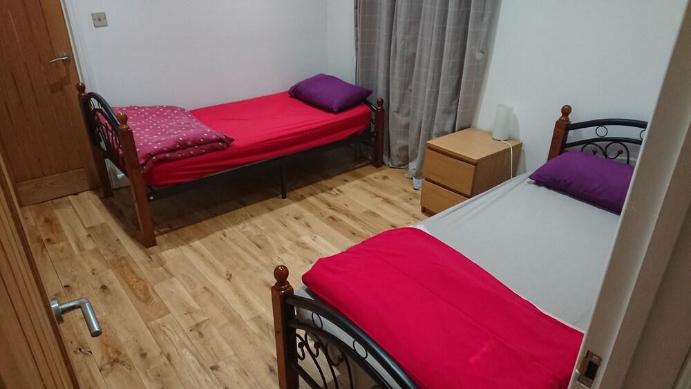 Coulsdon Place Apartments