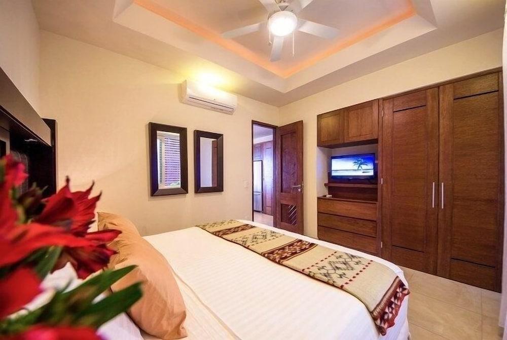 Romantic Zone V177 1 Bedroom