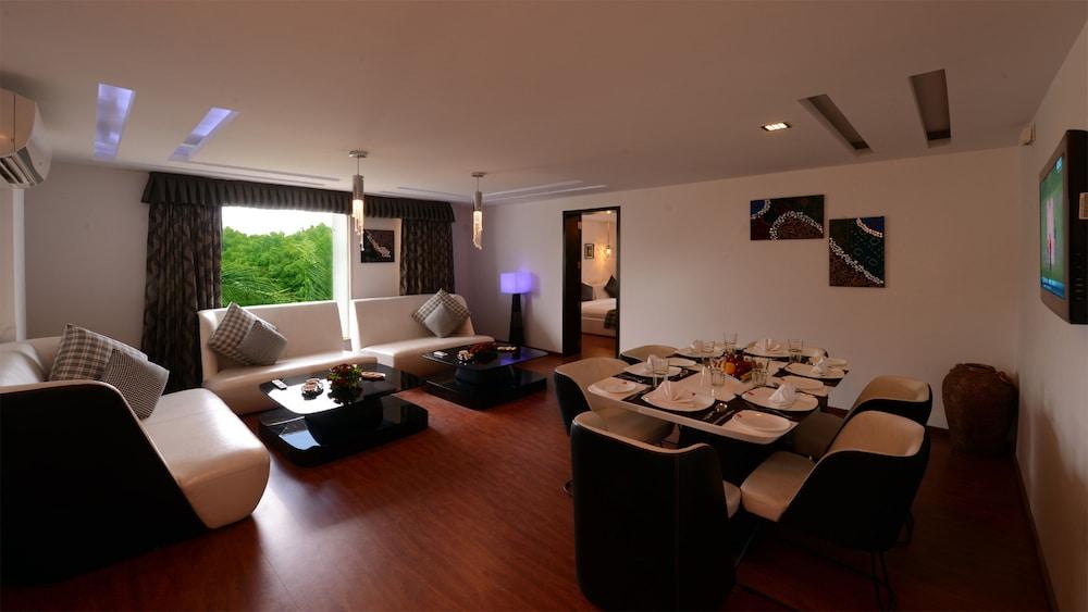 Top3 Lords Resort Bhavnagar