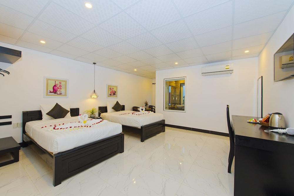 Hoi An Sunny Pool Villa