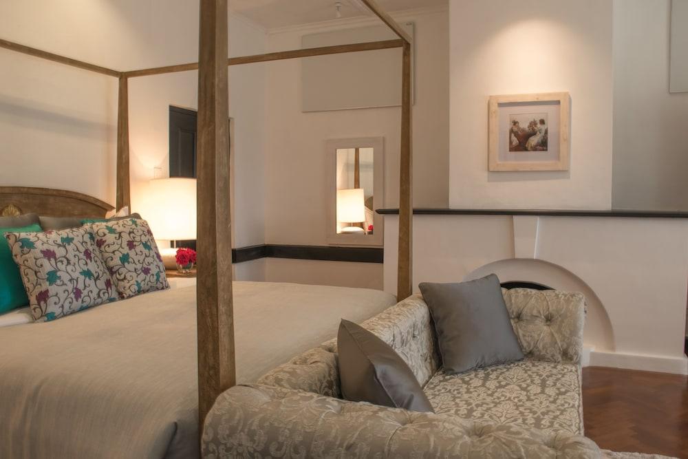 Oliphant Boutique Villa by Amaya