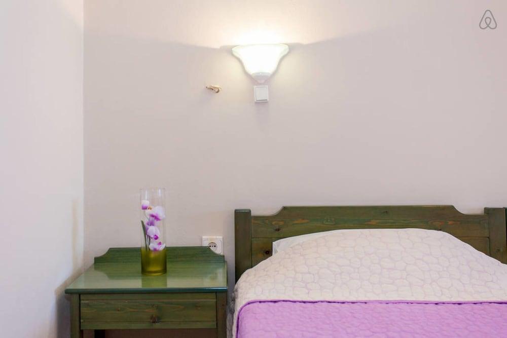 Armonia Apartments & Studios