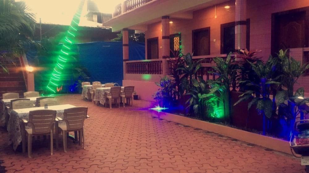 Hotel Prime Residency