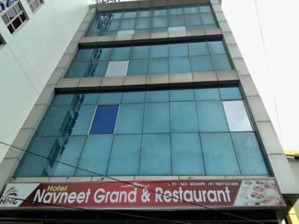 Hotel Navneet Grand