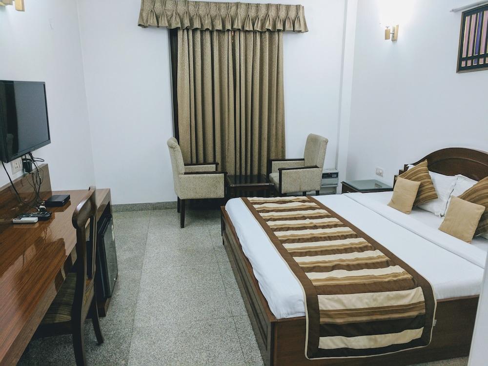Hotel Exotica Gurgaon