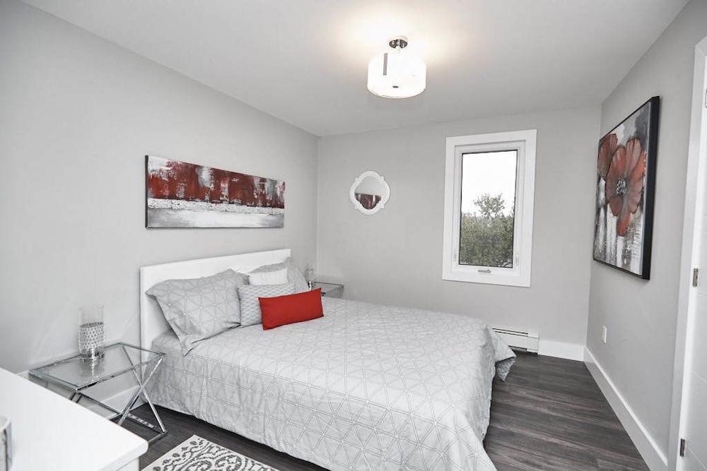 Clifton Hill Condo's