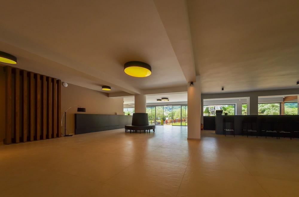 Princess Golden Beach Hotel