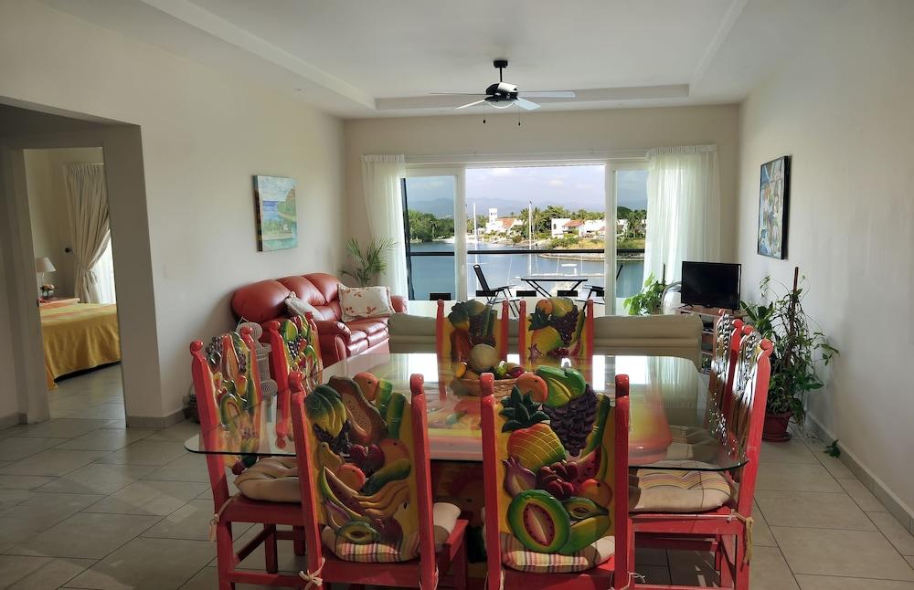 Marina Banderas Suites