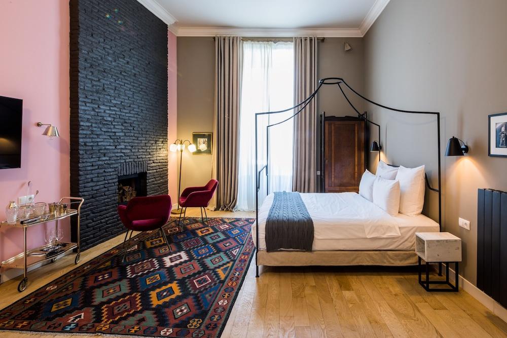 Communal Hotel Sololaki