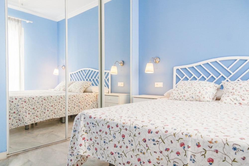 Apartamentos Huertos  Nerja