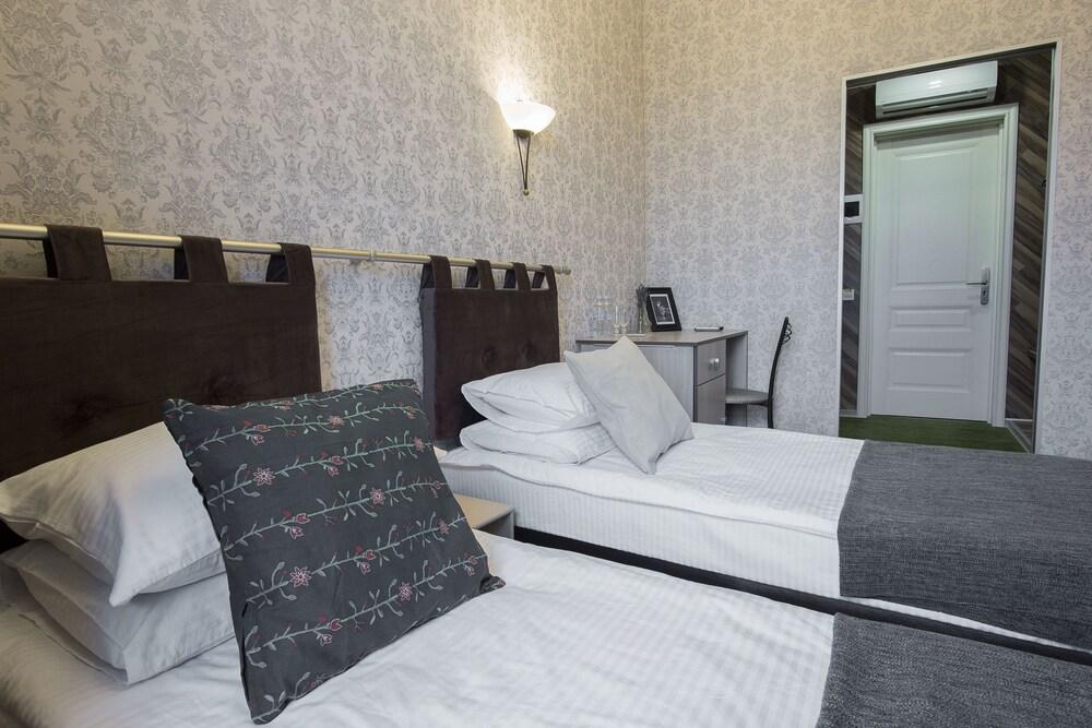 Le Diaghilev Boutique Hotel