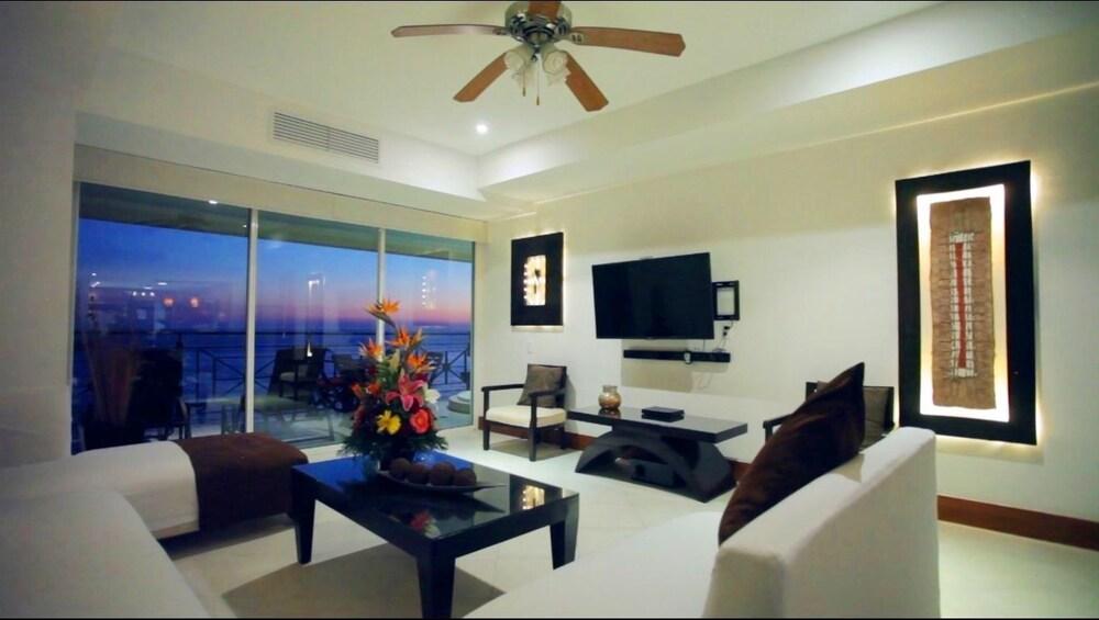 Residence B.ViewGrand 4BR