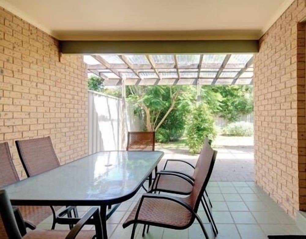 Bombora at Fingal Bay