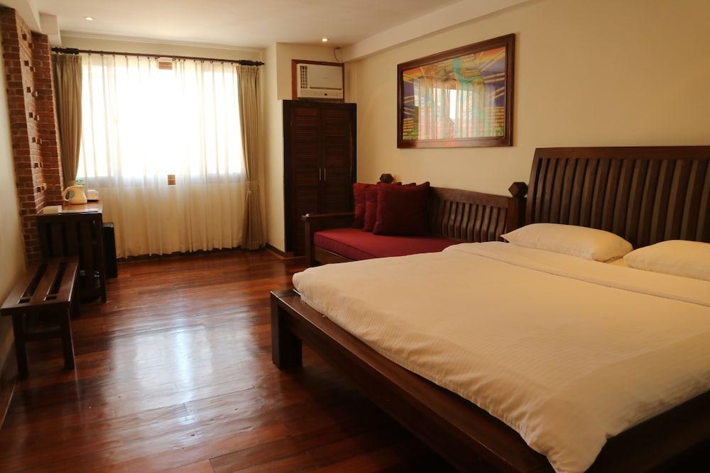 Mango Valley Hotel 3