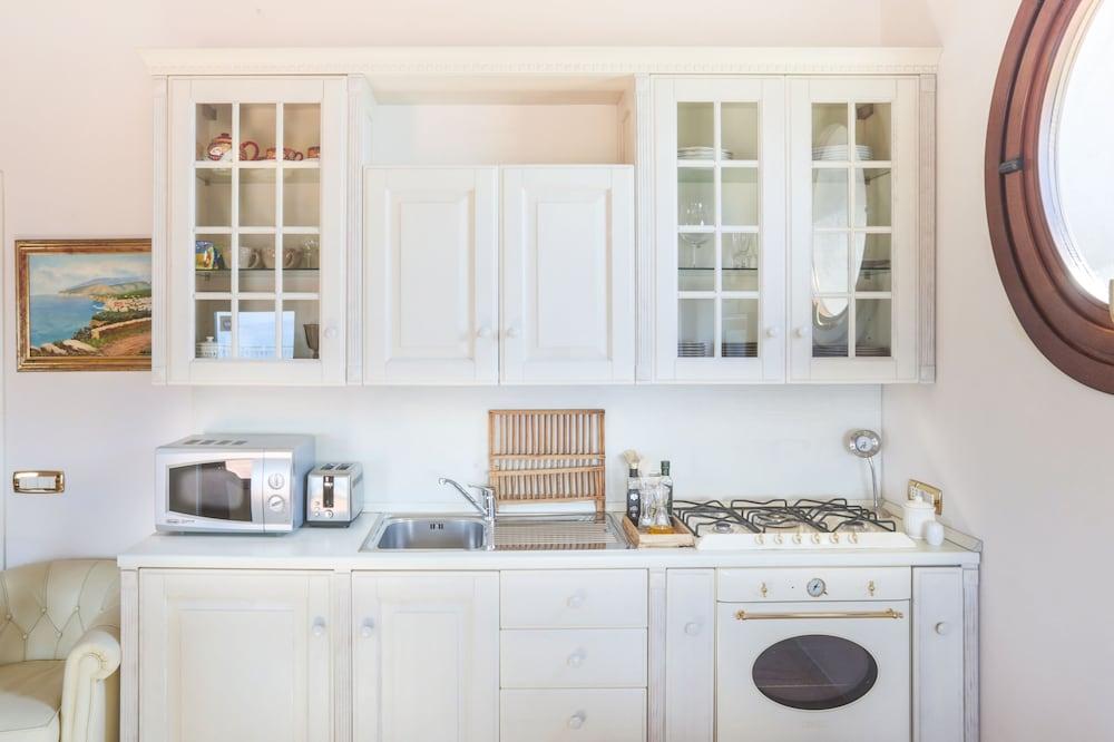 Romantic Rooftop Apartment with Pool&Terrace