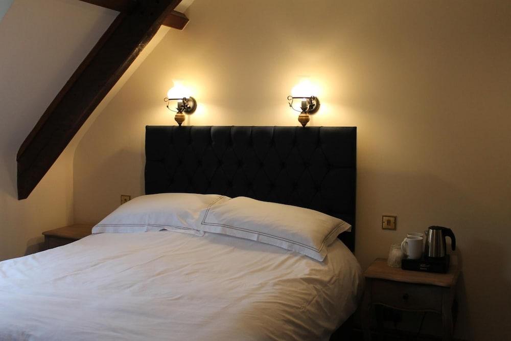 The Eagle House Hotel