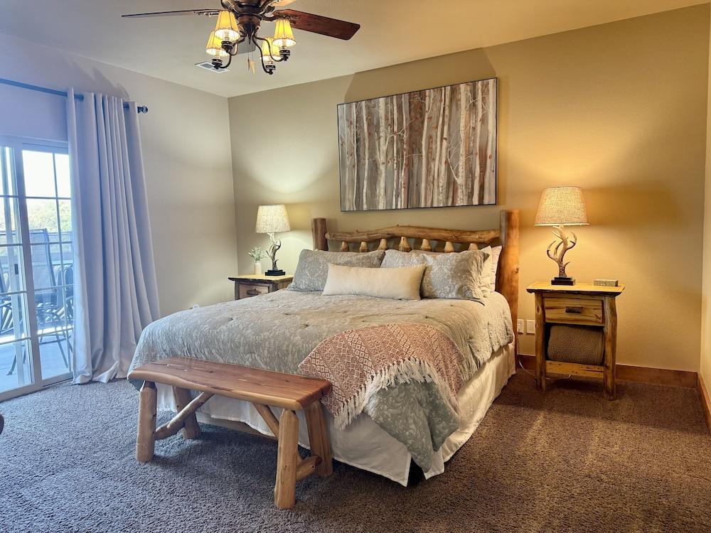 Lodge Style Condo B-8 with Dock Access by RedAwning