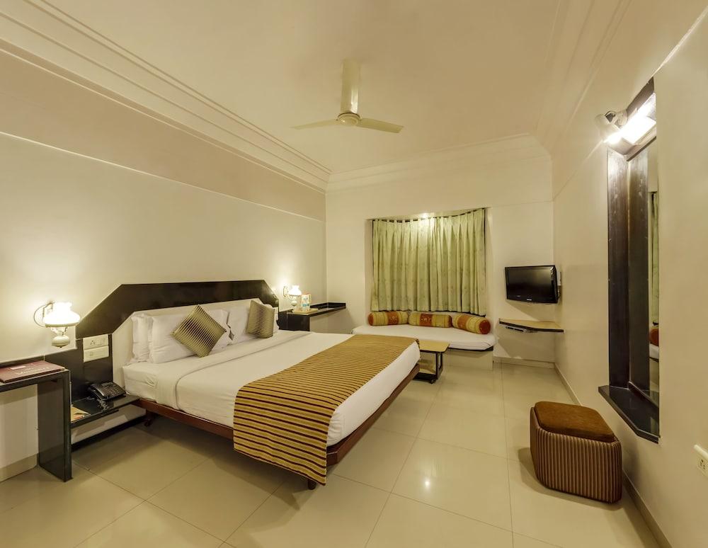 Hotel Vrishali Executive Kolhapur