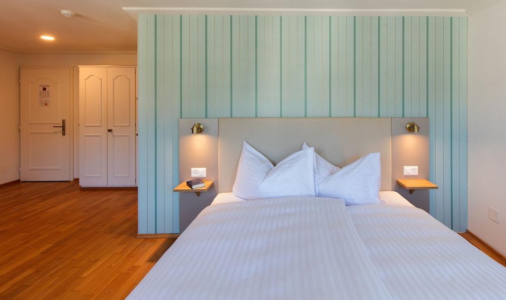 Hotel Kreuz by b_smart