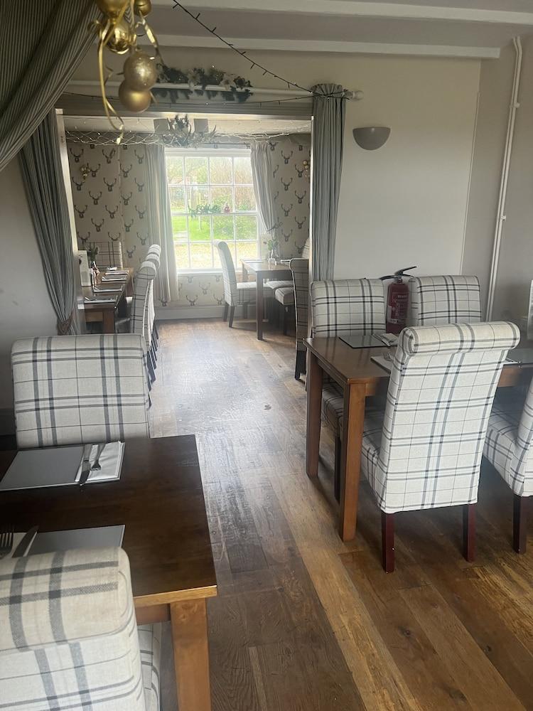 The Coach And Horses Inn