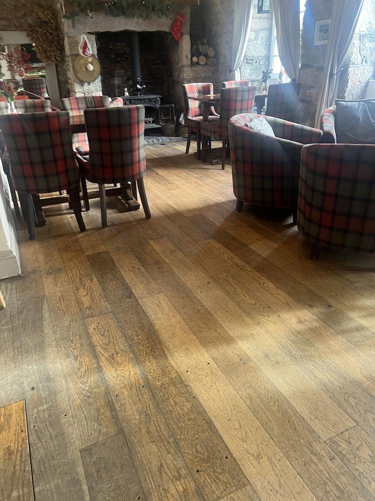 The Coach And Horses Inn