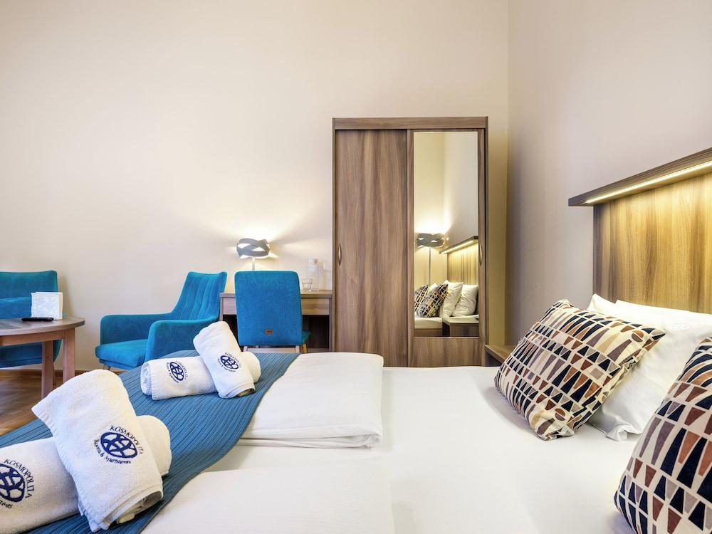 Kosmopolita Apartments