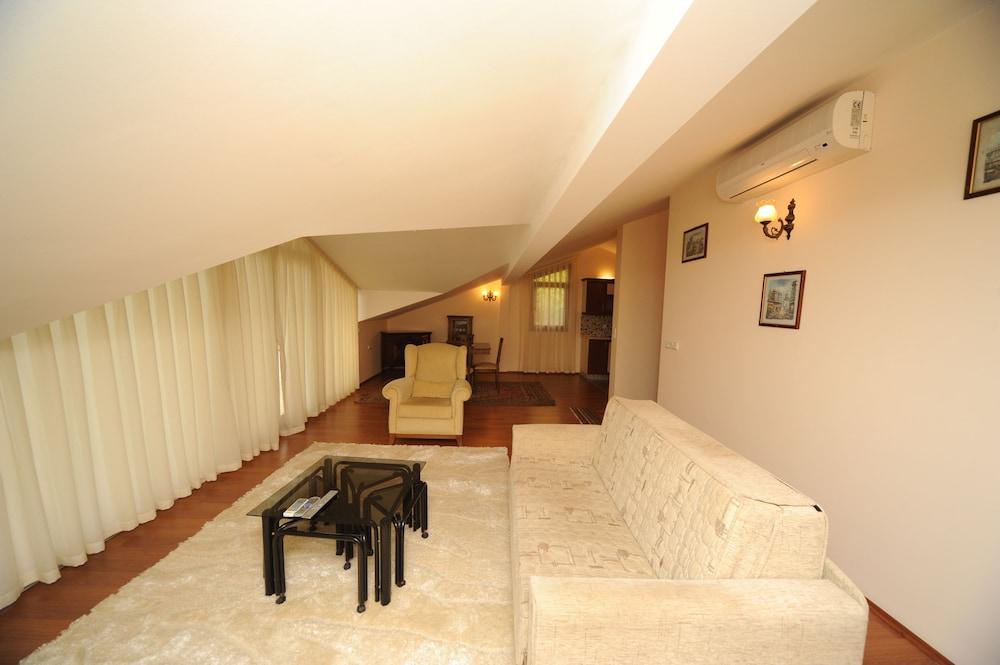 Butik Villas - Nergissus III