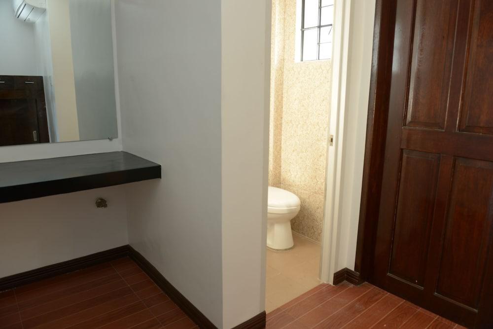 Globetrotter Inn Palawan