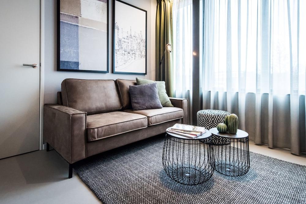 YAYS Amsterdam East by Numa