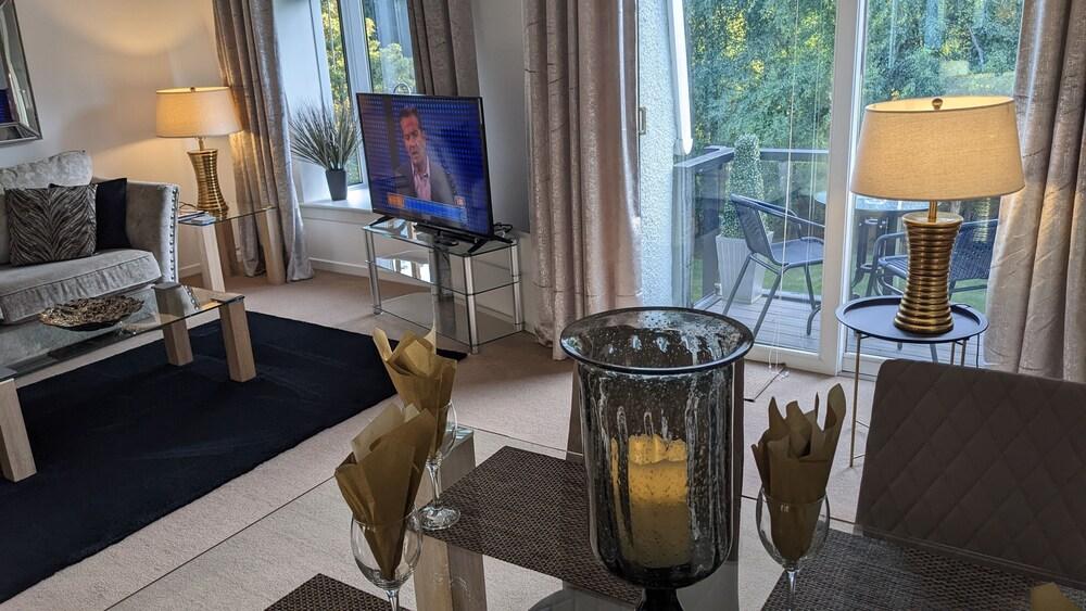 Gleneagles Village Apartments