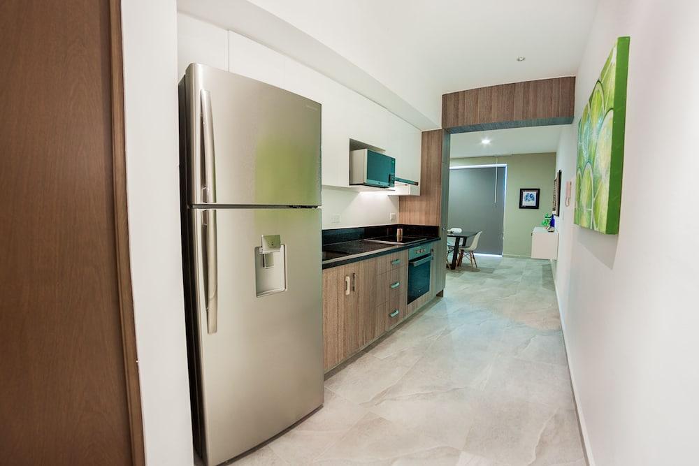 Splendid 1 bedroom by Happy Address