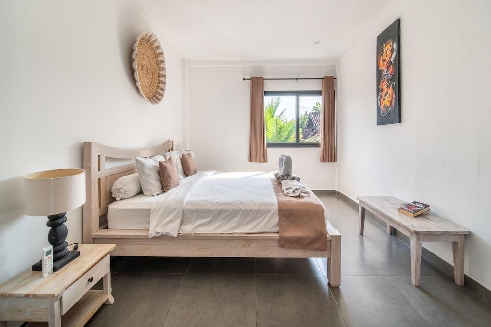 Villa Wiana by Villa Finder