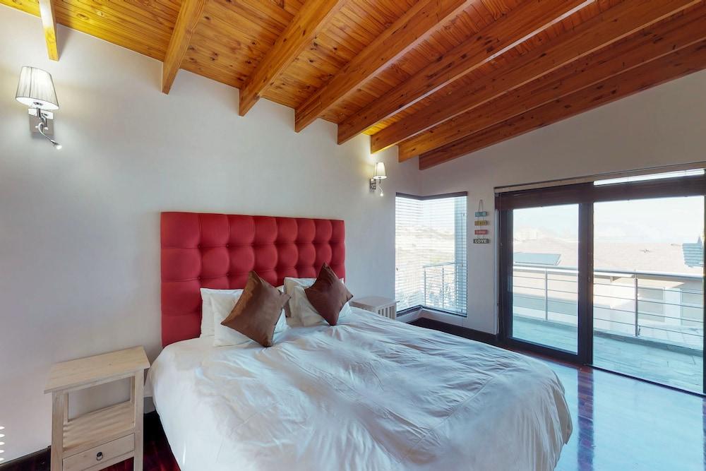 Luxury Mountain View Villa