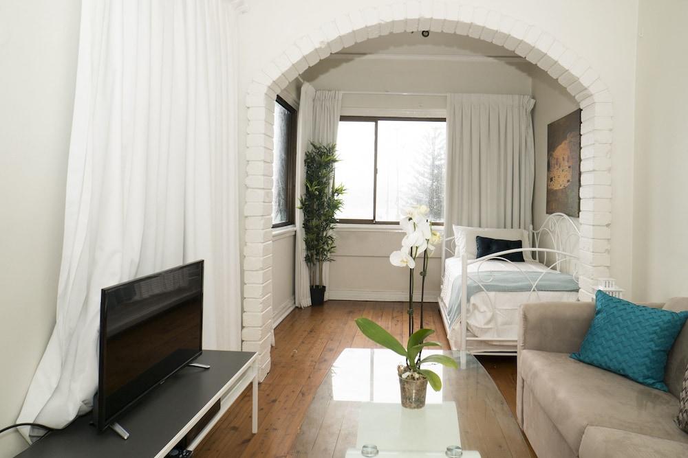 Ocean Front Building On Bondi Beach