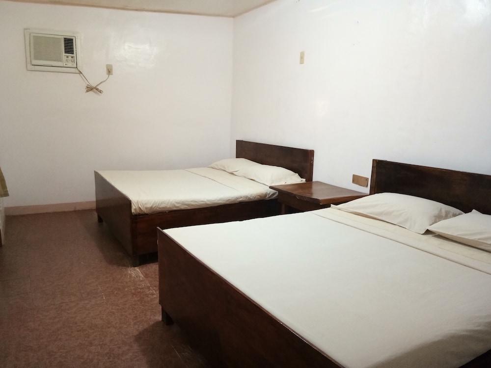 Megan's Paradisio Beachfront Villa