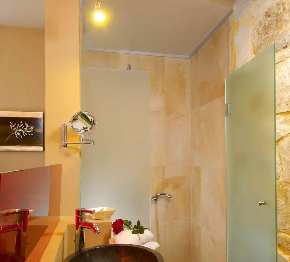 Mistral Hotel Solo Travel Only