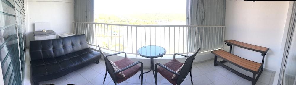 East Island Waterfront Suites