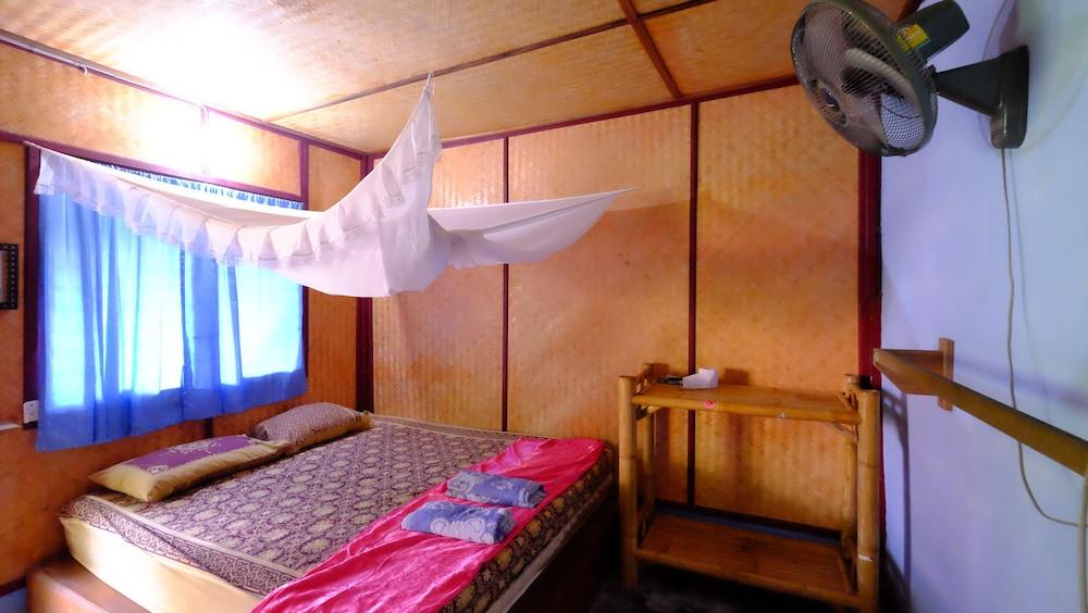 Seaside Resort Koh Lipe